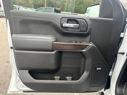 Used 2019 GMC Sierra 1500 SLT w/ SLT Premium Package image 9