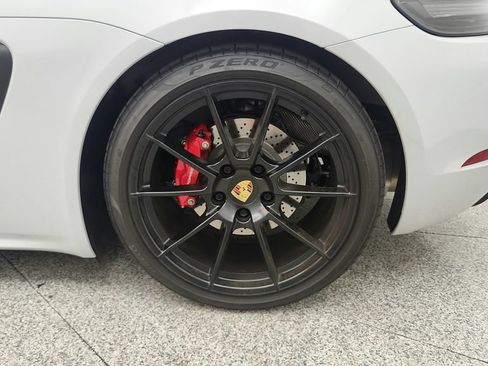 Used 2024 Porsche 718 Boxster GTS RWD image 18