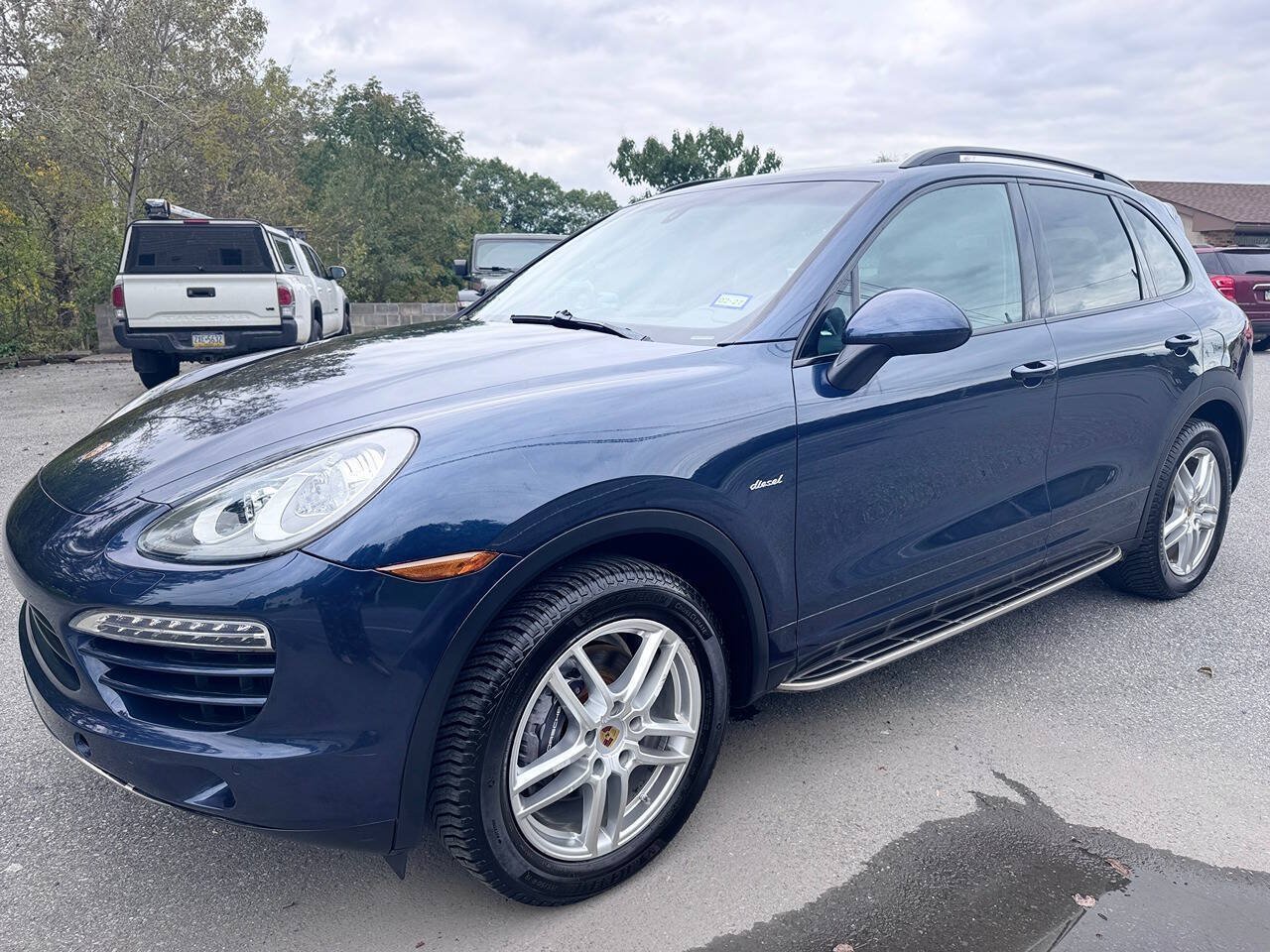 Used 2013 Porsche Cayenne Diesel AWD/4WD image 3