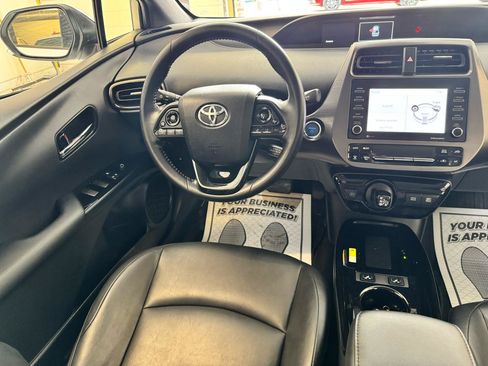 Used 2021 Toyota Prius FWD image 22