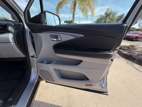 Certified 2022 Honda Pilot Special Edition image 36