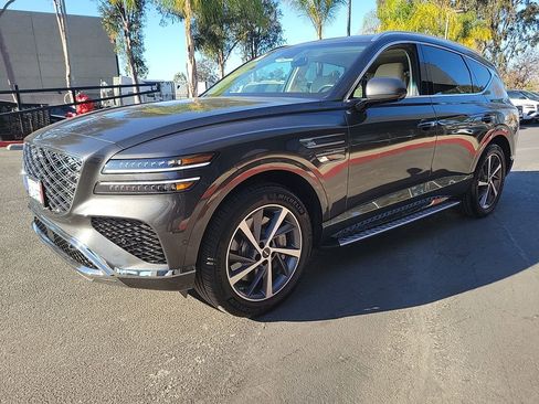 Used 2025 Genesis GV80 2.5T Advanced image 13