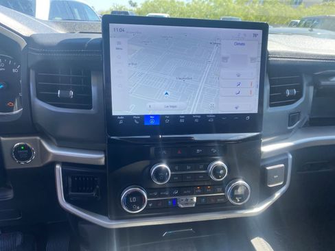 Used 2024 Ford Expedition Max XLT image 15