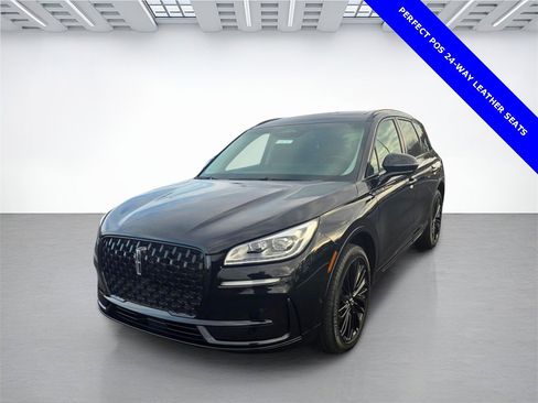 Certified 2023 Lincoln Corsair Reserve w/ Equipment Group 202A image 3