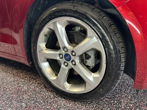 Used 2014 Ford Fusion SE FWD image 35