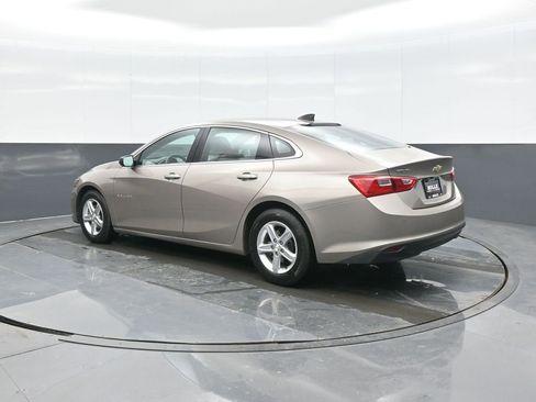 Used 2022 Chevrolet Malibu LS w/ Driver Confidence Package II image 5