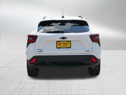 Used 2025 Chevrolet Trax RS w/ Driver Confidence Package FWD image 6