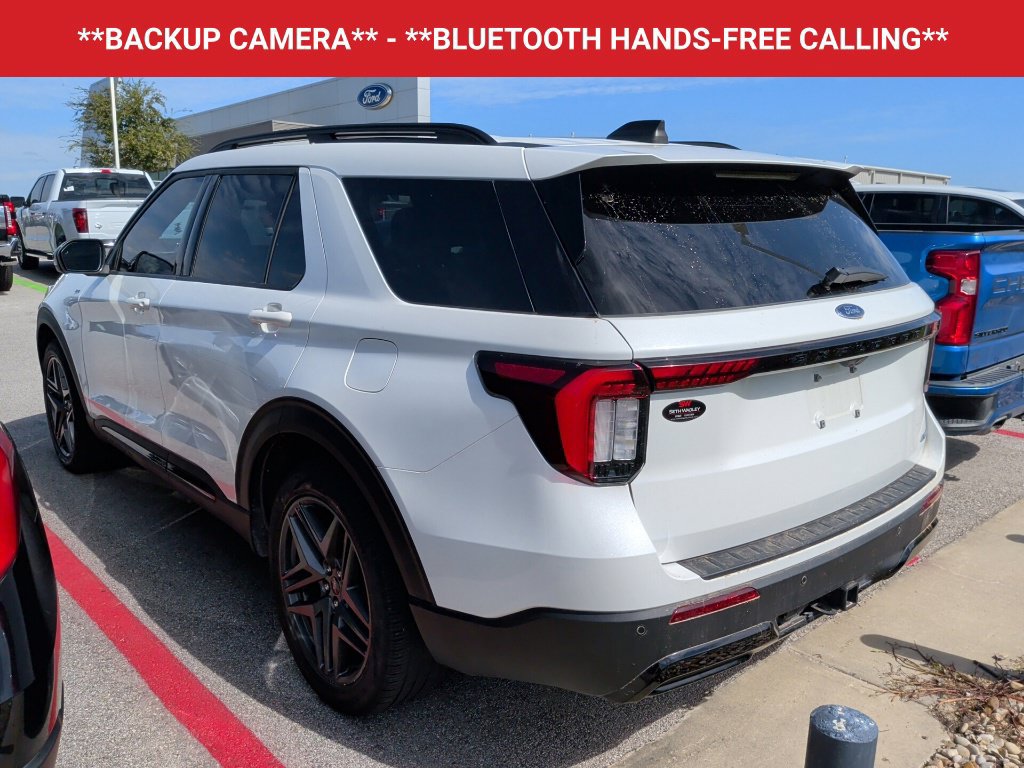 Used 2025 Ford Explorer ST-Line w/ Premium Package AWD/4WD image 5