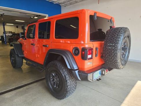 Used 2023 Jeep Wrangler Unlimited Sport AWD/4WD image 2