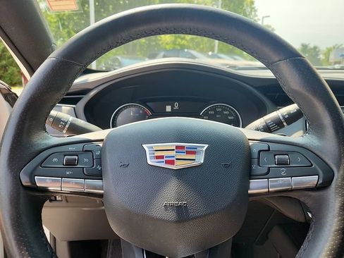Certified 2023 Cadillac XT4 Sport AWD/4WD image 20