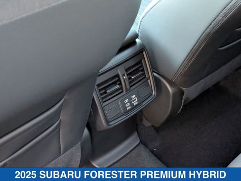 Certified 2025 Subaru Forester Premium image 11