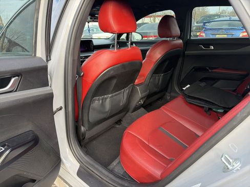 Used 2023 Kia K5 GT-Line w/ GT-Line Premium Package image 9