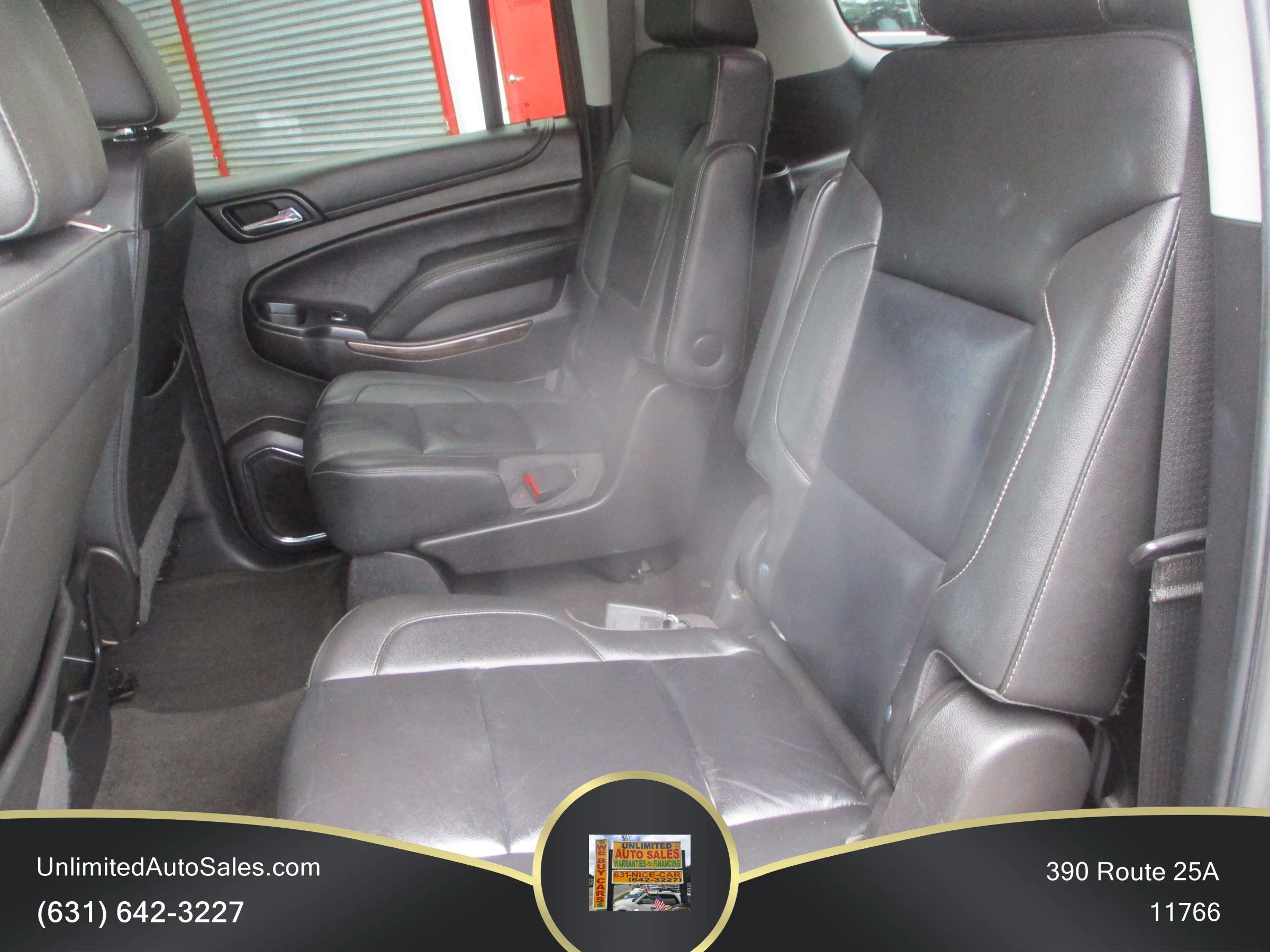 Used 2018 Chevrolet Suburban LT AWD/4WD image 6