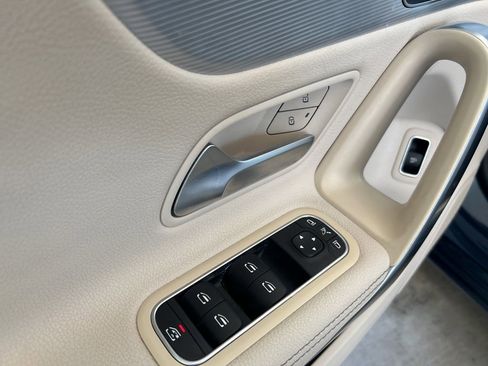 Used 2021 Mercedes-Benz A 220 image 36