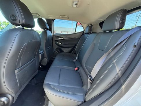 Used 2025 Buick Encore GX Preferred image 31