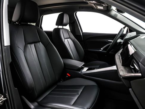 New 2025 Audi Q5 Premium Plus image 7