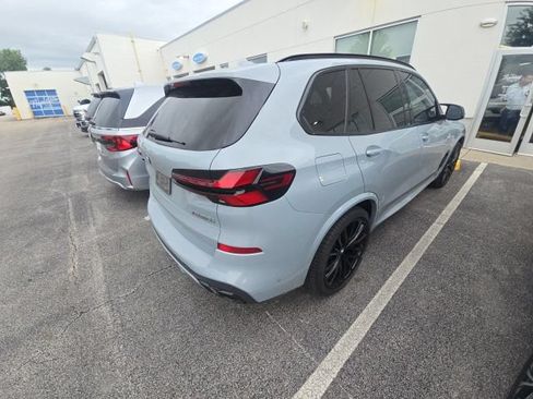 Used 2025 BMW X5 M60i AWD/4WD image 3