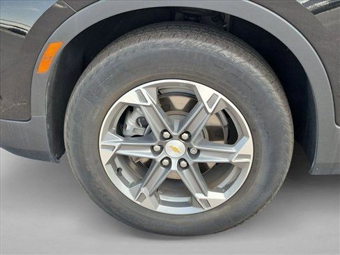 Used 2024 Chevrolet Blazer LT FWD image 21