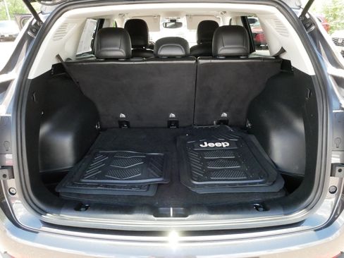 Used 2018 Jeep Compass Trailhawk AWD/4WD image 18