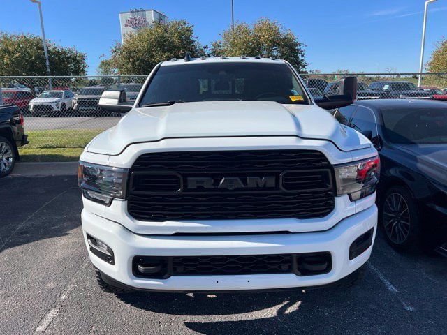 Used 2022 RAM 3500 Limited AWD/4WD image 2