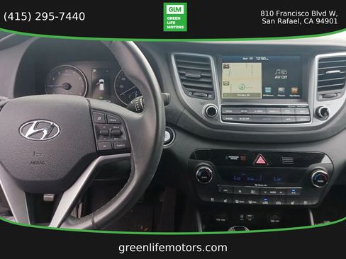 Used 2016 Hyundai Tucson Limited w/ Option Group 03 FWD image 9
