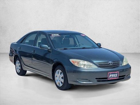 Used 2003 Toyota Camry LE FWD image 3