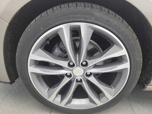 Used 2022 Chevrolet Malibu LT image 31