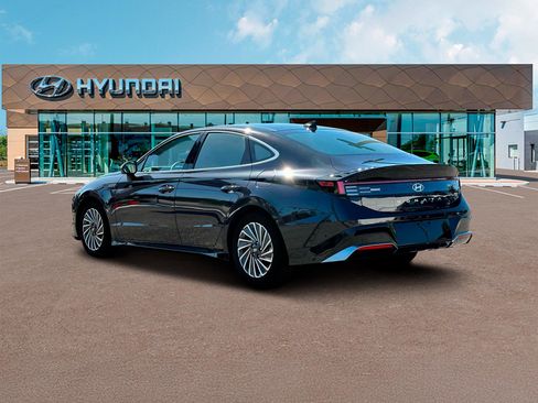 New 2025 Hyundai Sonata Limited image 5