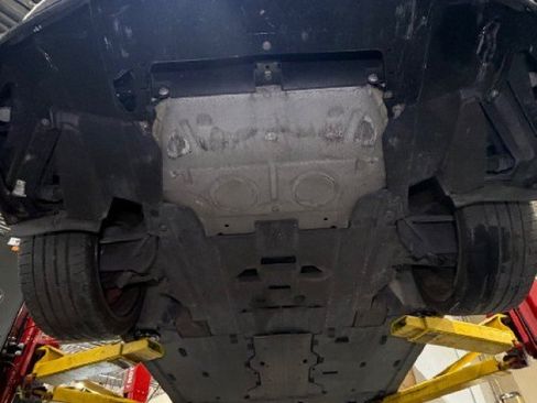 Used 2010 Porsche 911 Turbo AWD/4WD image 96