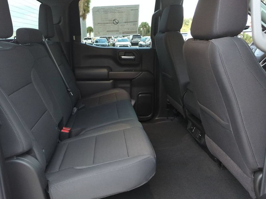 New 2026 Chevrolet Silverado 1500 Custom w/ LPO, Dark Essentials Package RWD image 45