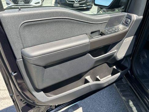 Used 2025 Ford F150 Lariat AWD/4WD image 14