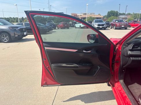Used 2016 Honda Civic LX image 9