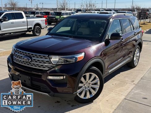 Used 2022 Ford Explorer Limited w/ Limited Technology Package image 4