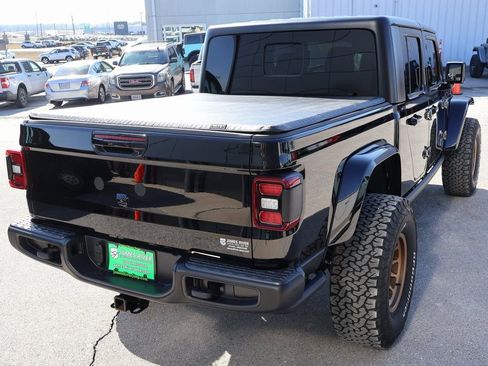 Used 2024 Jeep Gladiator Rubicon w/ Technology Group image 5