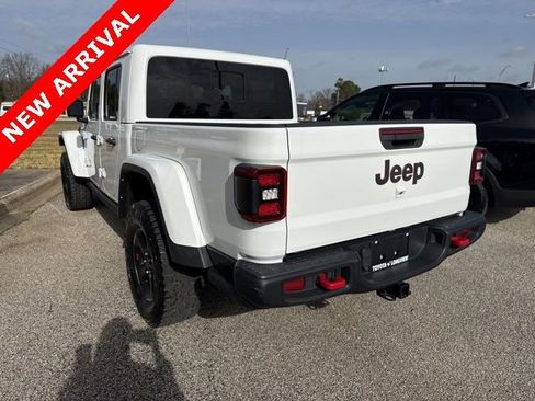 Used 2023 Jeep Gladiator Sport image 9