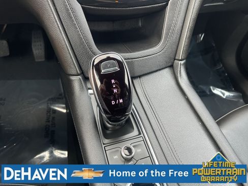 Used 2024 Cadillac XT6 Luxury w/ LPO, Floor Liner Package AWD/4WD image 16