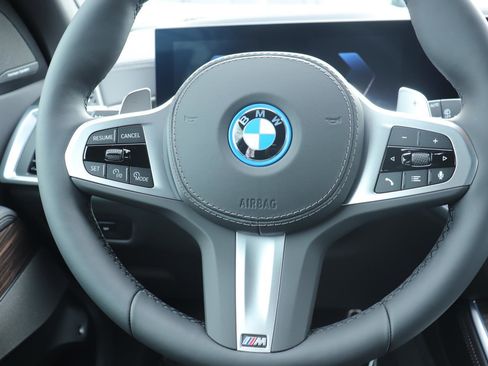 New 2026 BMW X5 xDrive50e w/ M Sport Package AWD/4WD image 25