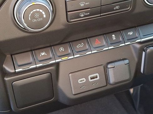 Used 2024 Chevrolet Silverado 1500 Custom RWD image 25