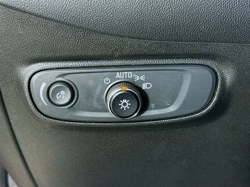 Used 2022 Chevrolet Equinox RS w/ RS Leather Package AWD/4WD image 12