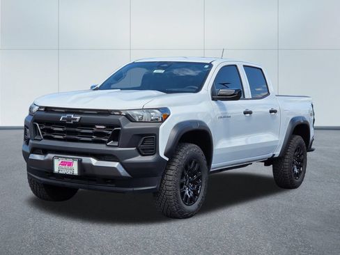 Used 2026 Chevrolet Colorado Trail Boss AWD/4WD image 1
