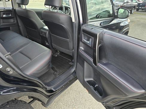 Used 2020 Toyota 4Runner TRD Off-Road Premium w/ Moonroof Package image 16