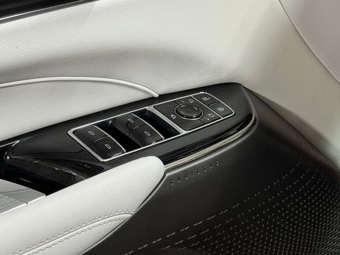 Certified 2024 Cadillac Lyriq Luxury RWD image 39