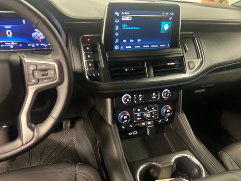 Certified 2024 Chevrolet Tahoe Z71 w/ Luxury Package AWD/4WD image 23