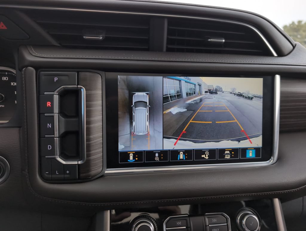 Used 2021 GMC Yukon Denali w/ Denali Premium Package AWD/4WD image 24