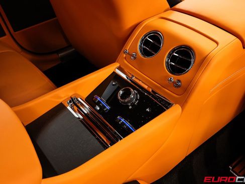 Used 2025 Rolls-Royce Spectre AWD/4WD image 39