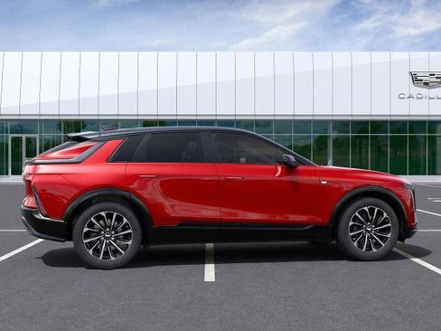 New 2025 Cadillac Lyriq Sport image 2