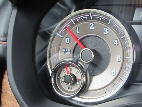 Used 2020 RAM 1500 Limited image 24