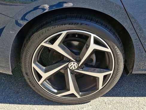 Used 2020 Volkswagen Passat 2.0T R-Line FWD image 10