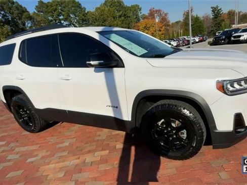 Used 2023 GMC Acadia AT4 w/ Technology Package image 3