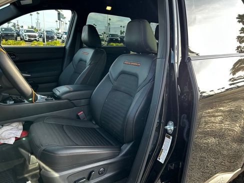 Used 2025 Nissan Pathfinder Rock Creek AWD/4WD image 5